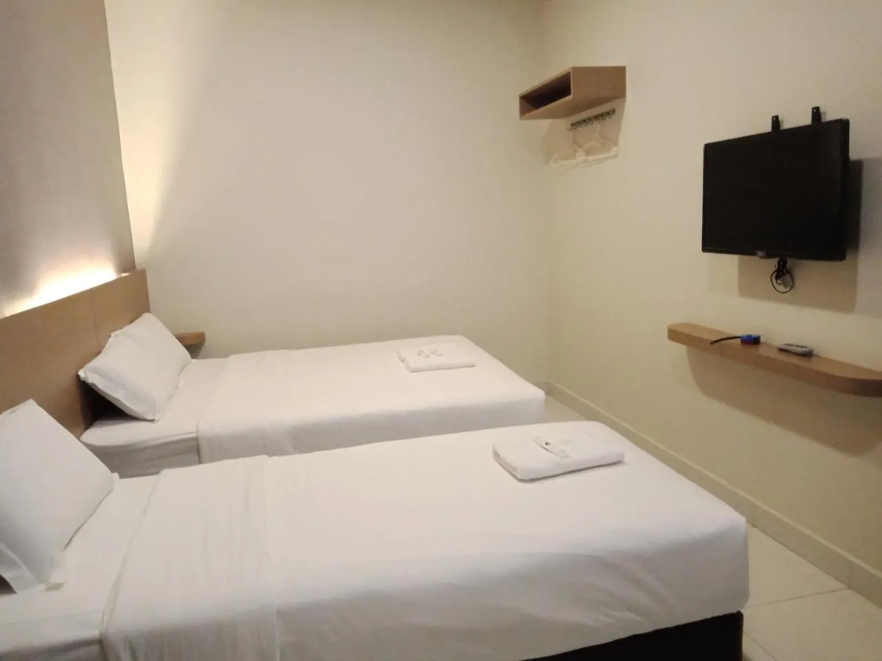 Swing & Pillows - Pj21 Petaling Jaya Hotel